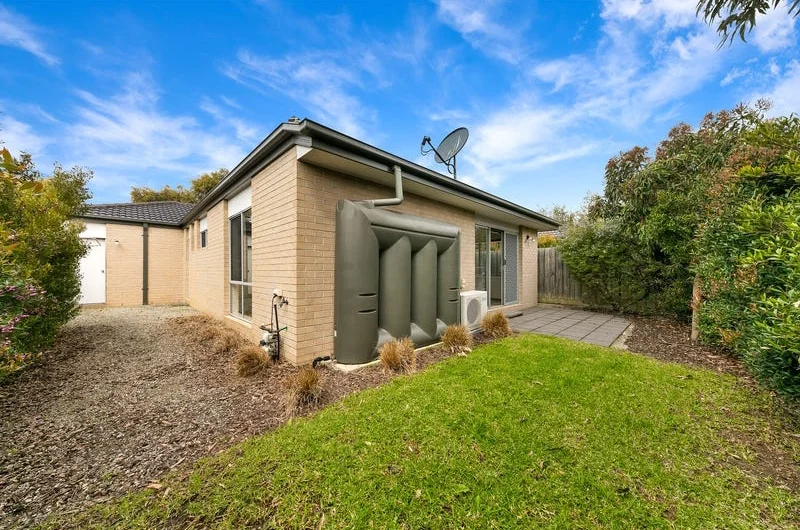 Additional image 13 of 8 Blossom Way, Carrum Downs VIC 3201