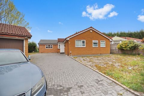 Prestwich Hills, Prestwich M25