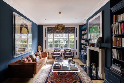 Bedford Gardens, London W8
