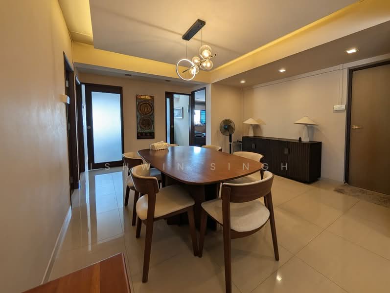73 Marine Drive photo 4