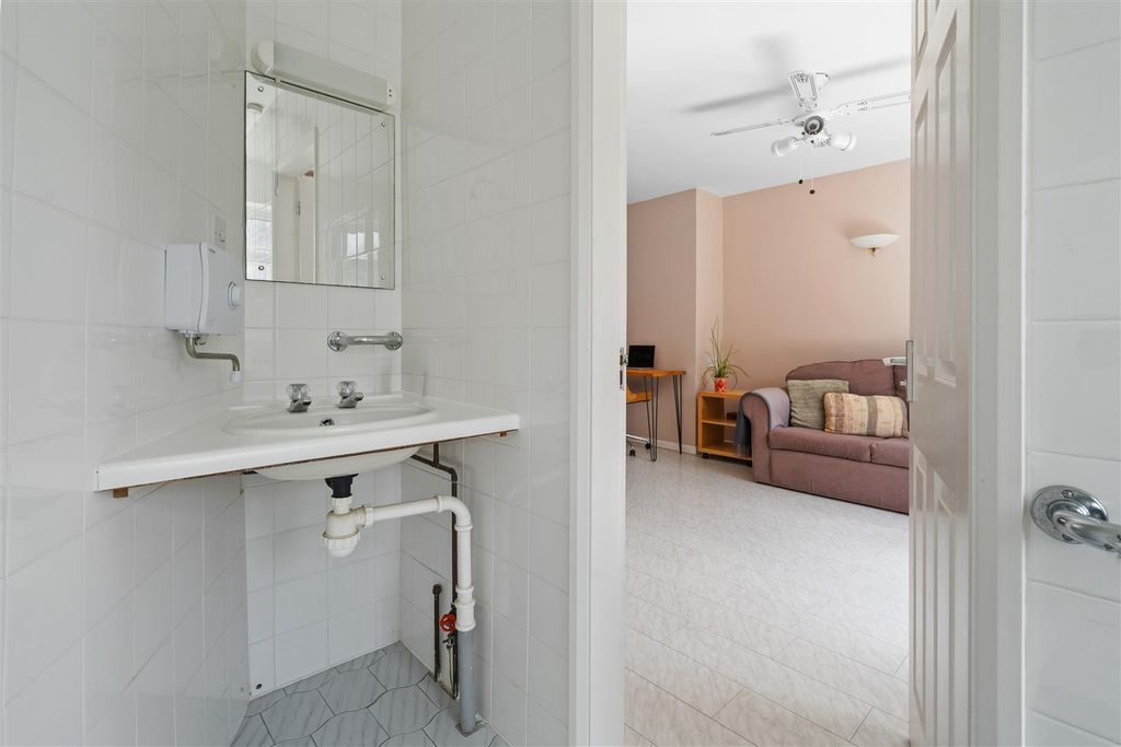 Additional image 37 of 4 bed detached house for saleThe Spinney, Hartlepool TS26