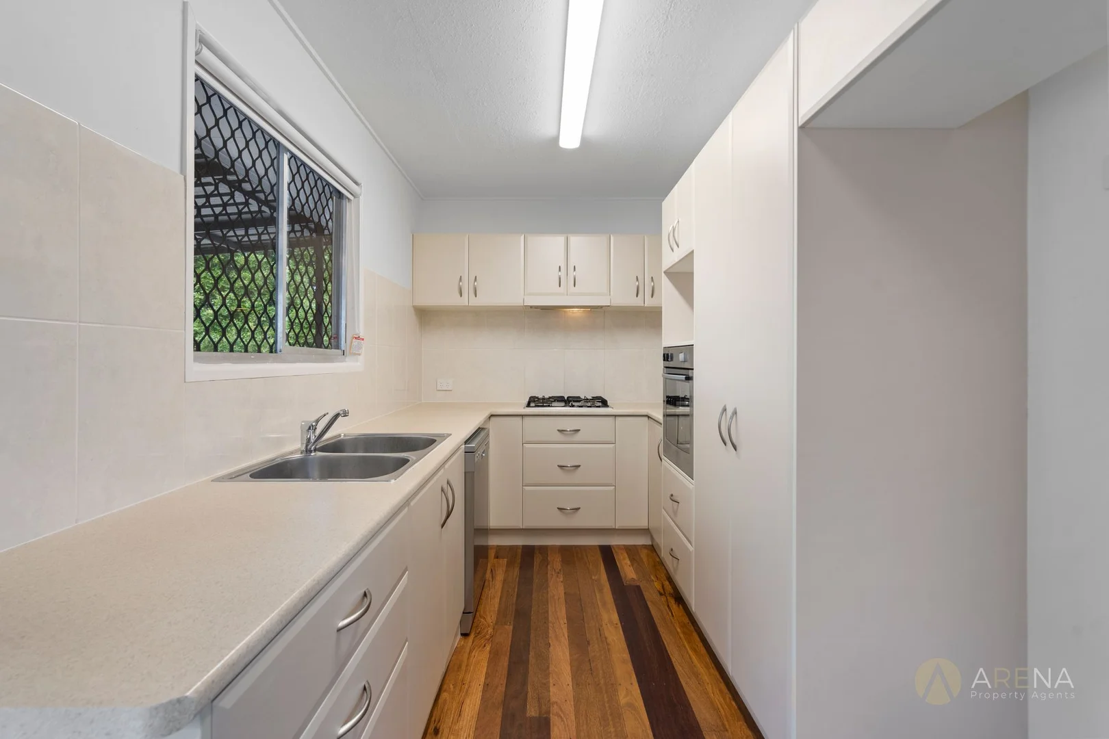 23 Selsey St, Runcorn QLD 4113 photo 5