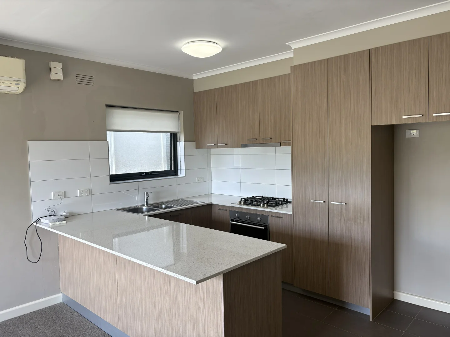 Additional image 3 of 2/83 Maltravers Road, Ivanhoe East VIC 3079