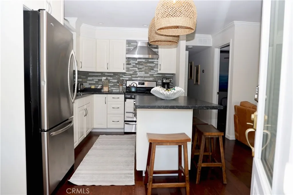 Additional image 46 of 519 35th St Unit 1, Newport Beach, CA 92663