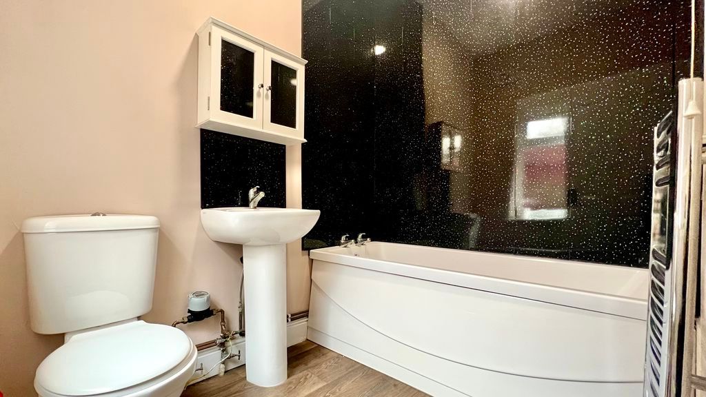 Additional image 15 of 3 bed terraced house for sale21 & 21A Queen Street, Scunthorpe DN16