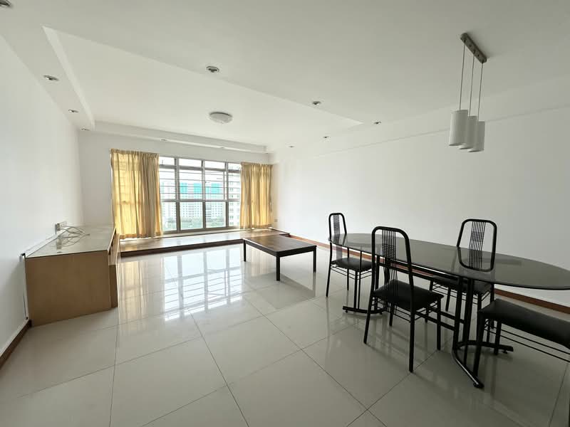 163A Punggol Central photo 2
