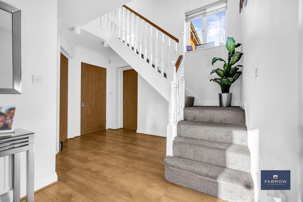Additional image 2 of 4 bed detached house for saleStation Road, Great Coates, Grimsby DN37