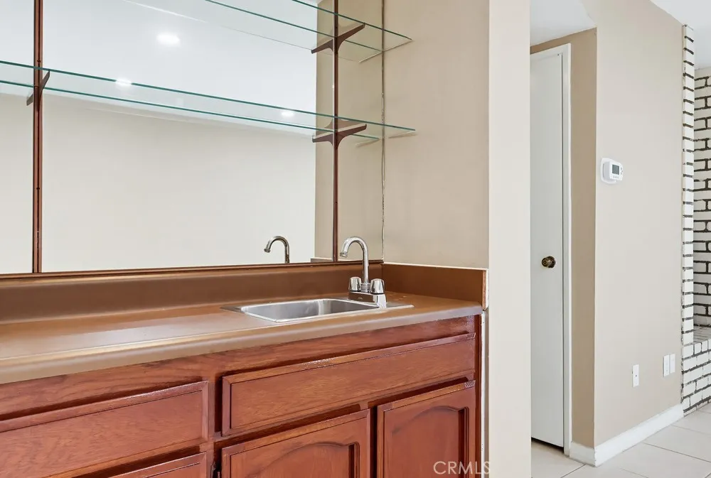 Additional image 99 of 19018 Sherman Way Unit 110, Reseda, CA 91335