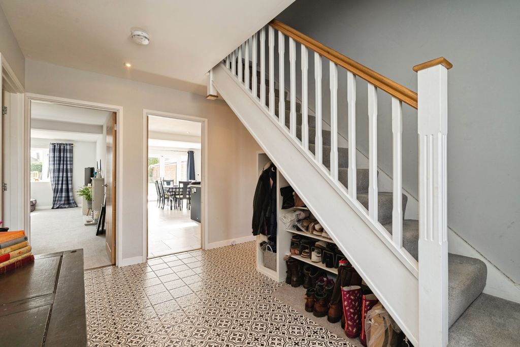Additional image 6 of 3 bed bungalow for saleGrove Avenue, Norwich NR5