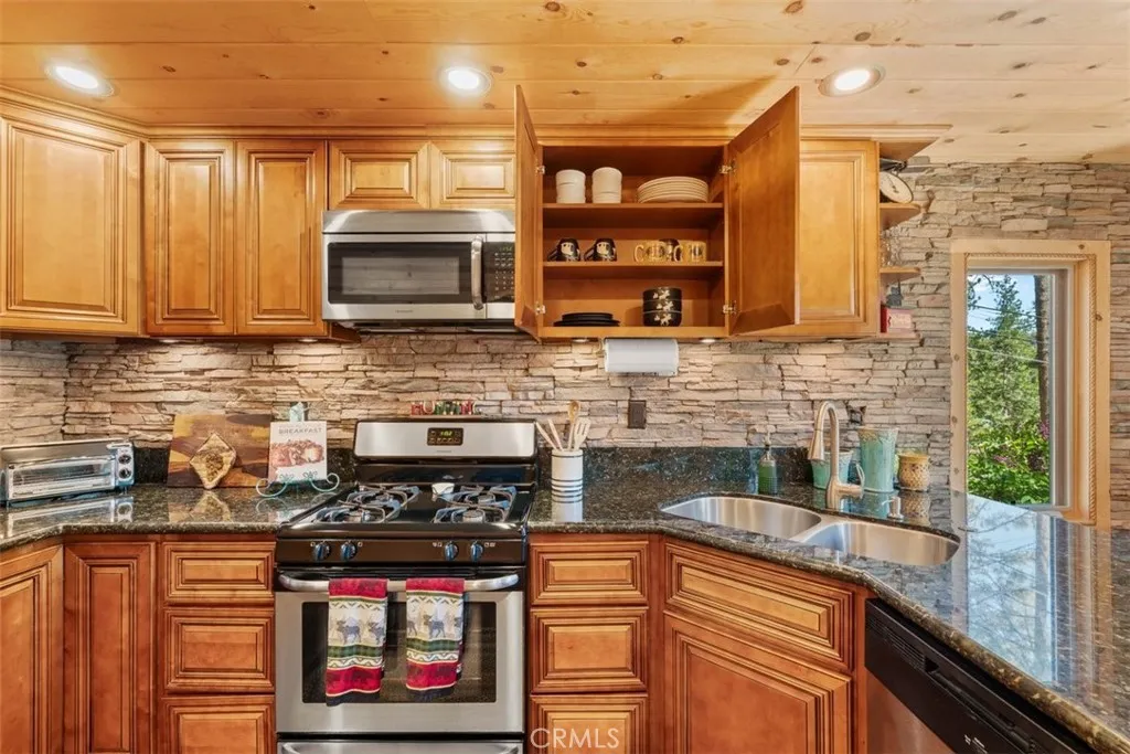 Additional image 62 of 5632 Oak Street, Wrightwood, CA 92397