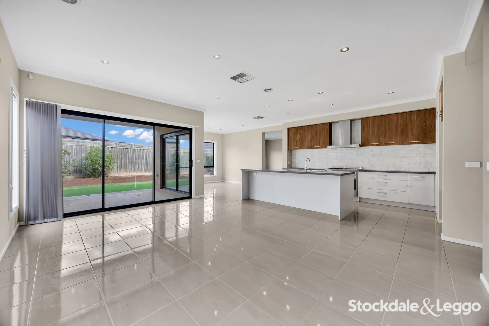 Additional image 11 of 14 Pastille Road, Manor Lakes VIC 3024