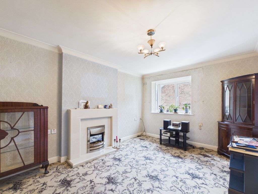Additional image 3 of 2 bed flat for saleApplegarth Mews, Crescent Street, Cottingham HU16