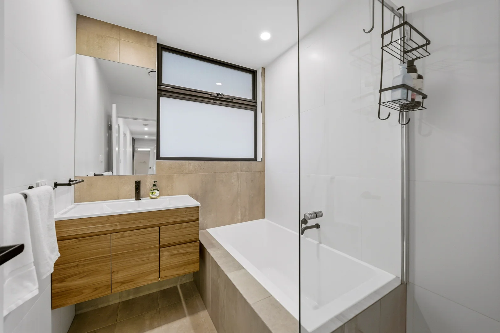 Additional image 29 of 2/3 Ardiletta Road, Tranmere TAS 7018