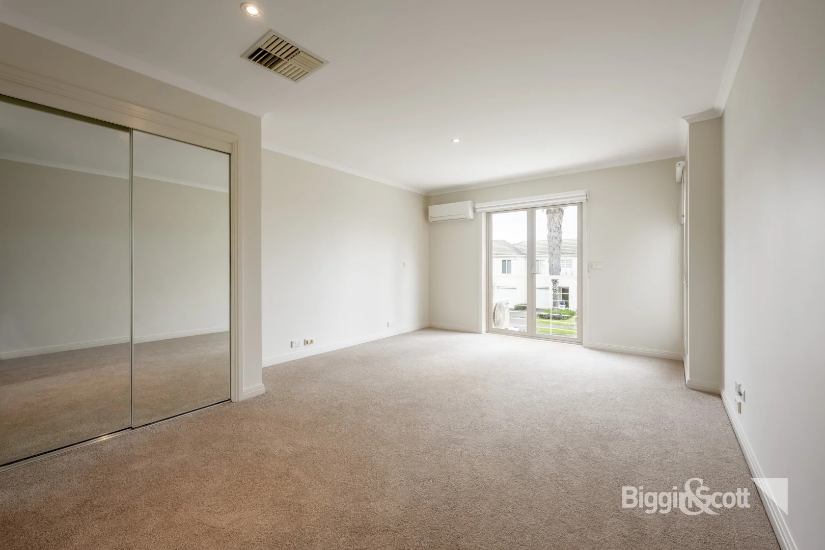 Additional image 6 of 75 Beacon Vista, Port Melbourne VIC 3207
