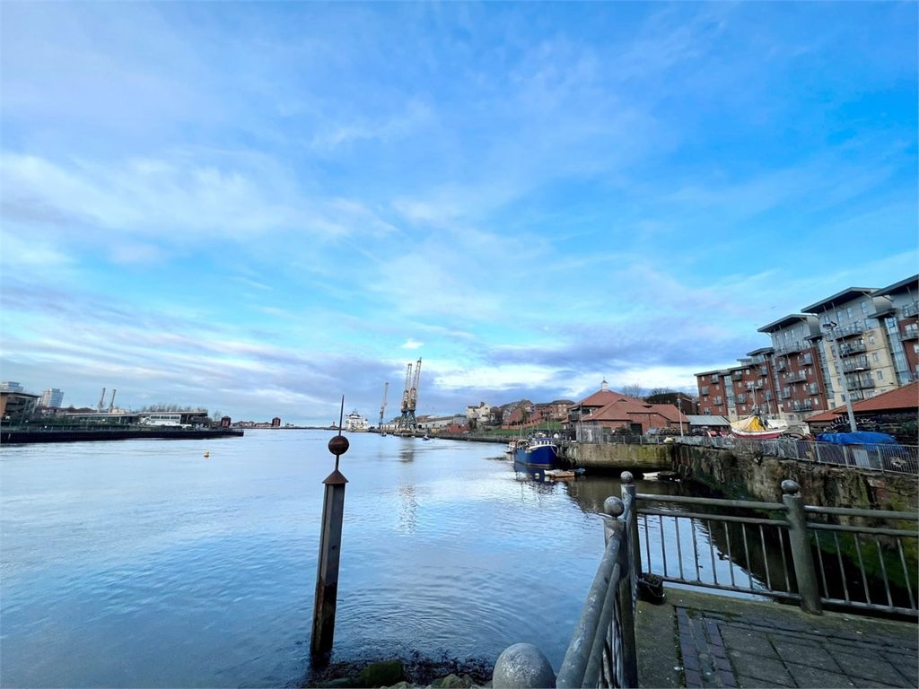 Additional image 8 of 2 bed flat for saleRiver View, Low Street, Sunderland SR1