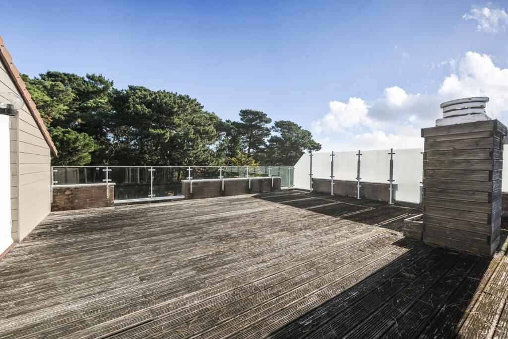 Additional image 14 of Harbour Watch, 391 Sandbanks Road, Poole, Dorset, BH14