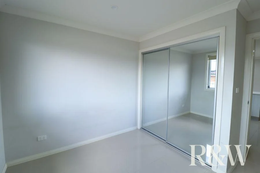 Additional image 4 of 42A Harvey Circuit, St Clair NSW 2759