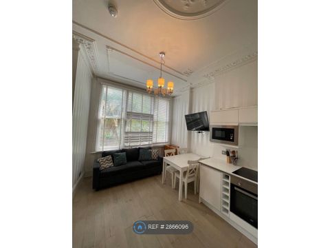Stanwick Road, London W14
