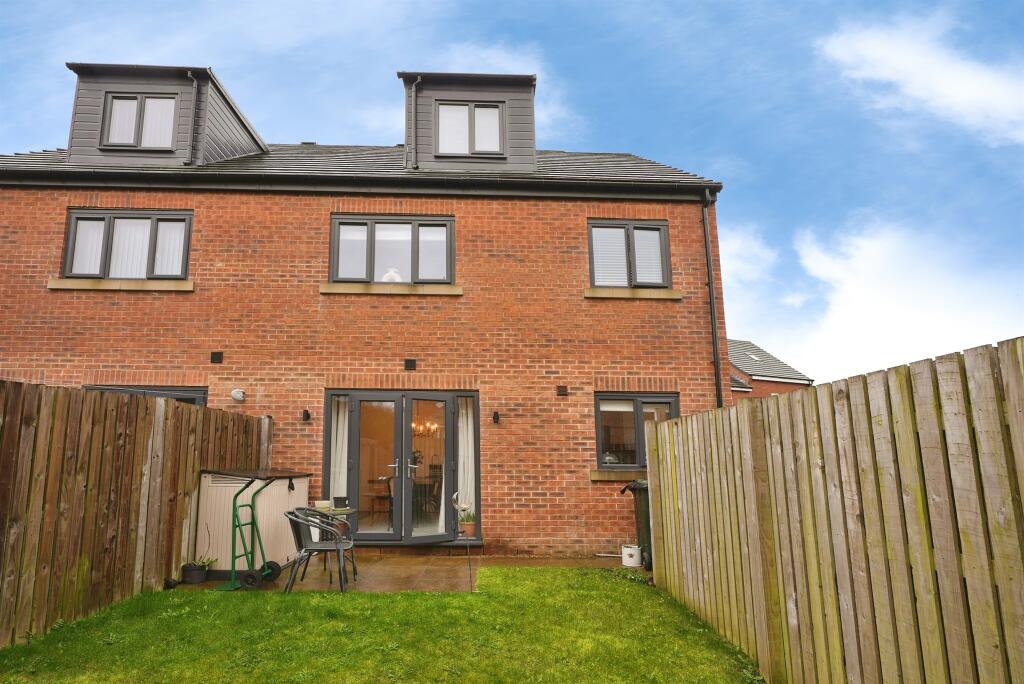 Additional image 19 of Denham Drive, Bradford