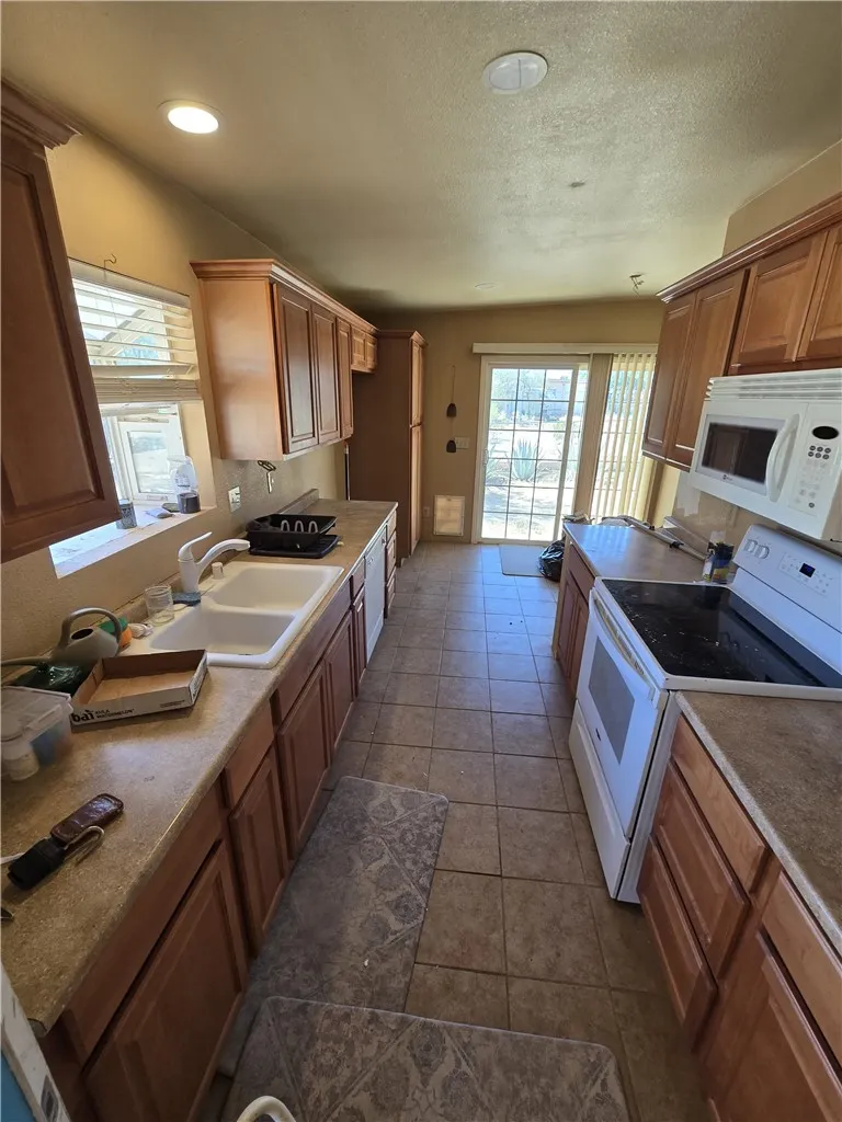 Additional image 11 of 3390 El Dorado Ave, Yucca Valley, CA 92284