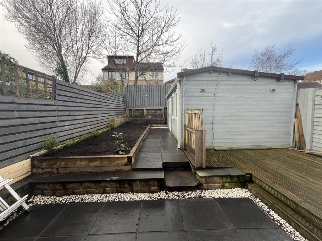 Additional image 15 of Sanderson Avenue, Bradford