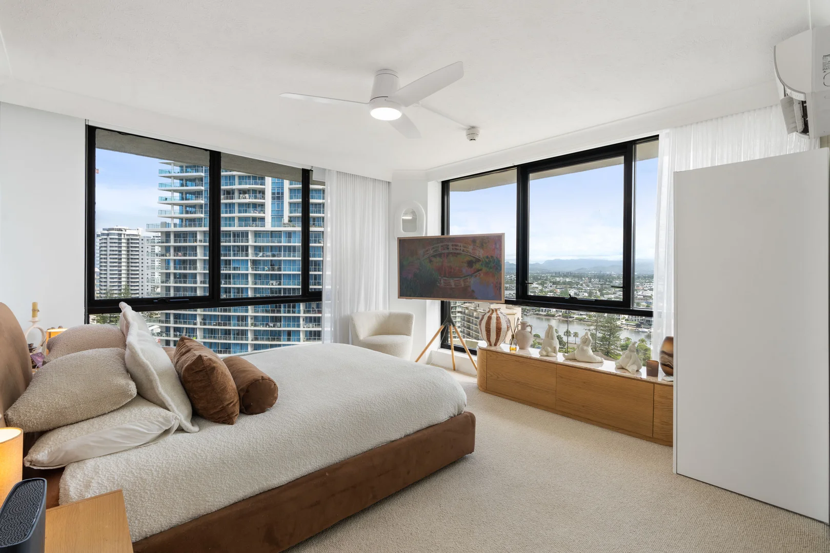 Additional image 19 of 51/2981 Surfers Paradise Boulevard, Surfers Paradise QLD 4217