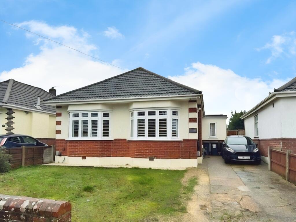 Hill View Road, Bournemouth, BH10