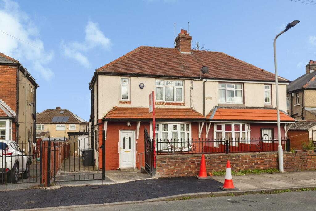 Binns Lane, Bradford, West Yorkshire, BD7
