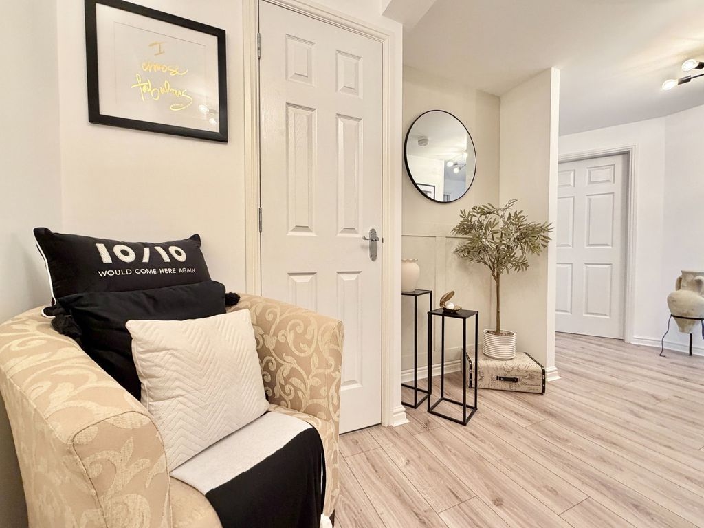 Additional image 7 of 2 bed flat for saleCrookston Court, Larbert FK5