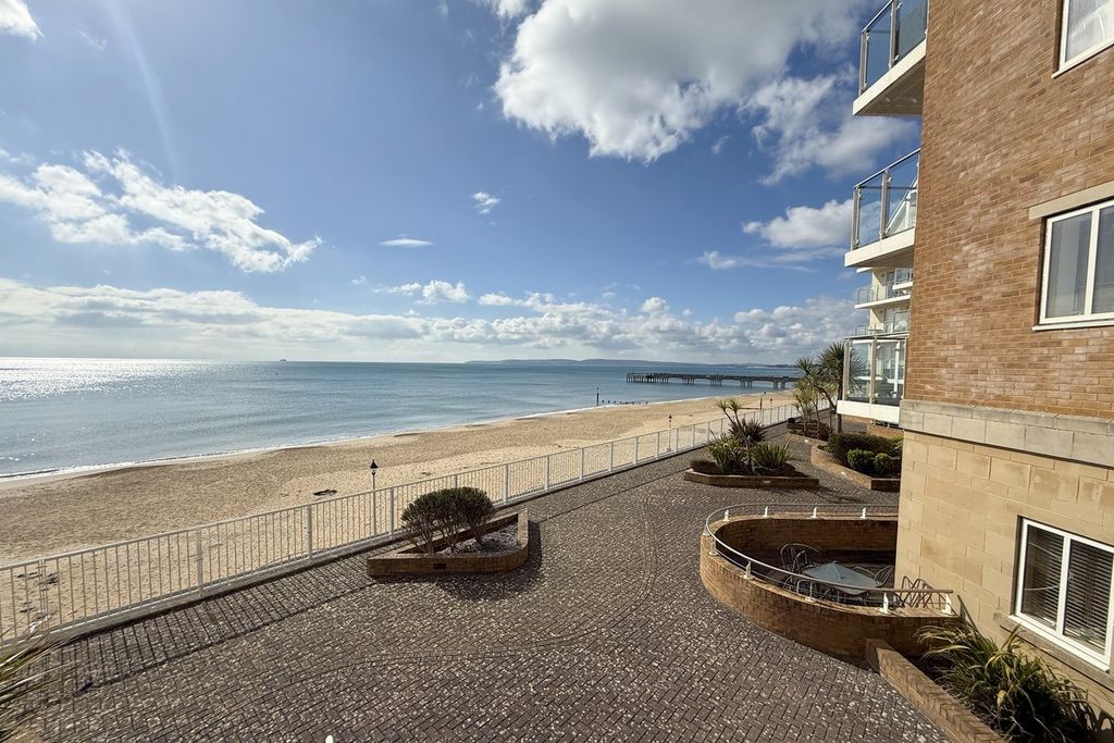 Additional image 3 of 2 bed flat for saleHoneycombe Chine, Boscombe, Bournemouth BH5