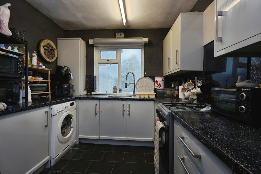 Additional image 4 of Cooper Lane, Bradford, BD6