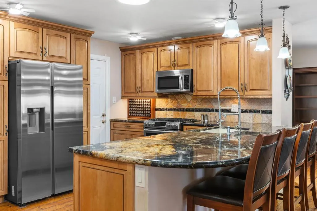 Additional image 4 of 1650 Queenston Drive, Escondido, CA 92027