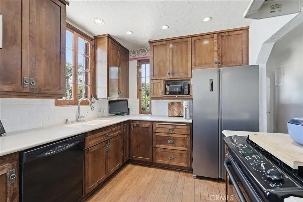 Additional image 24 of 4308 Crest Drive, Manhattan Beach, CA 90266