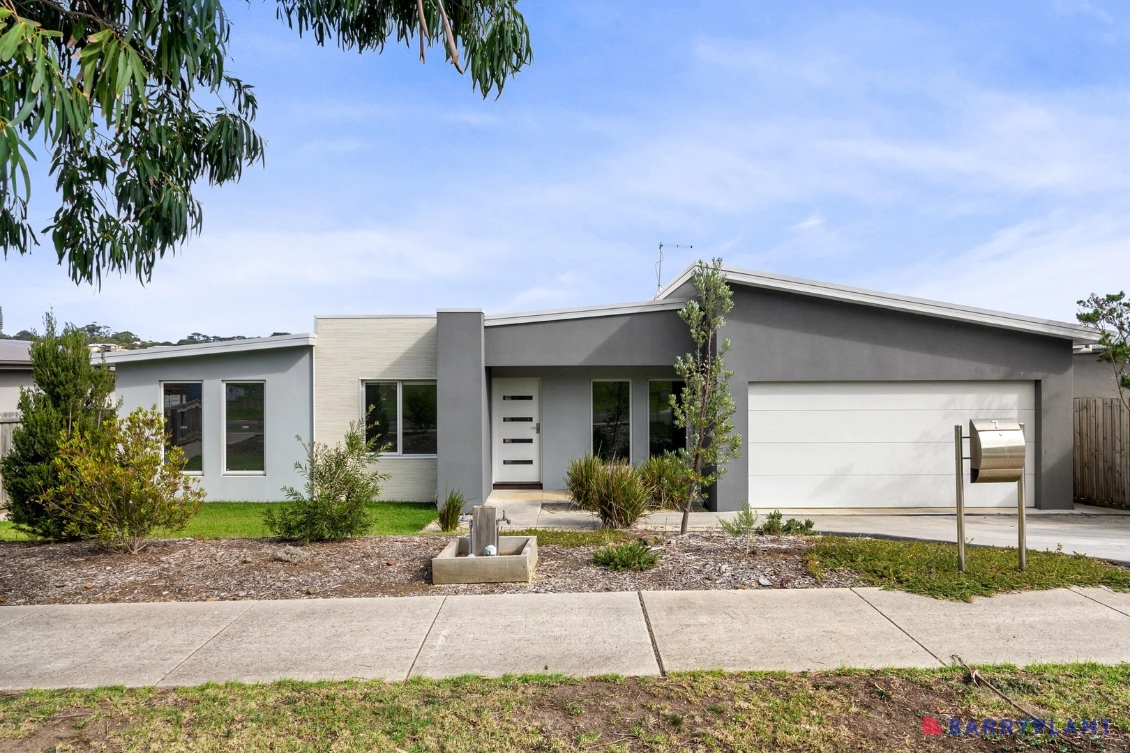 7 Kyema Crescent, San Remo VIC 3925