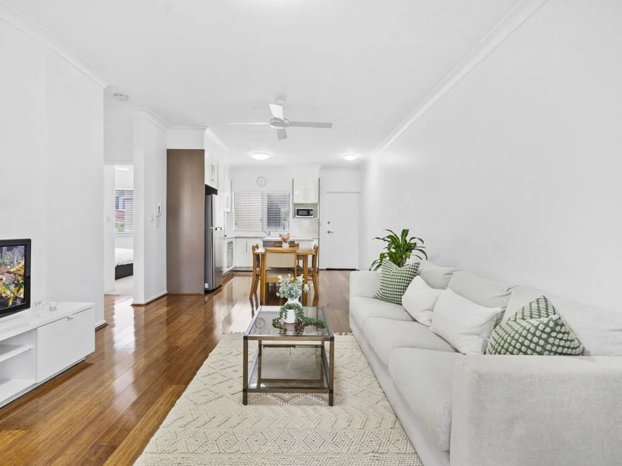 Additional image 4 of 1/298 Cavendish Road, Coorparoo QLD 4151