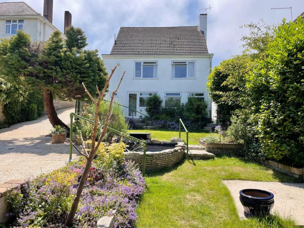 Caledon Road, Penn Hill, BH14