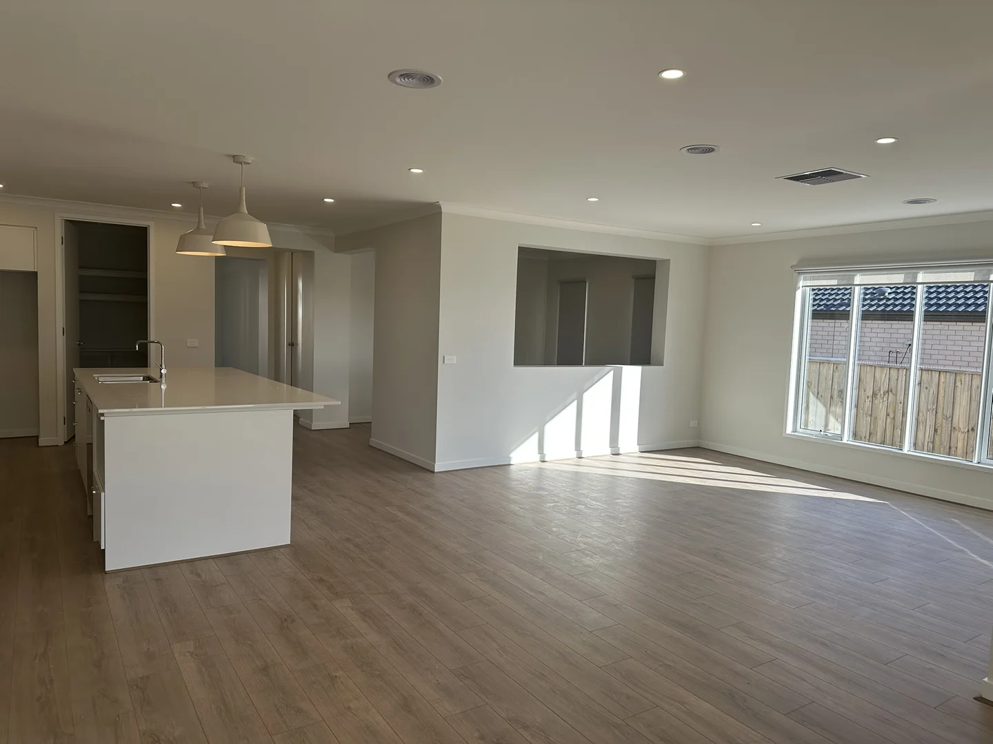 46 Leahy Circuit, Gisborne VIC 3437 photo 4