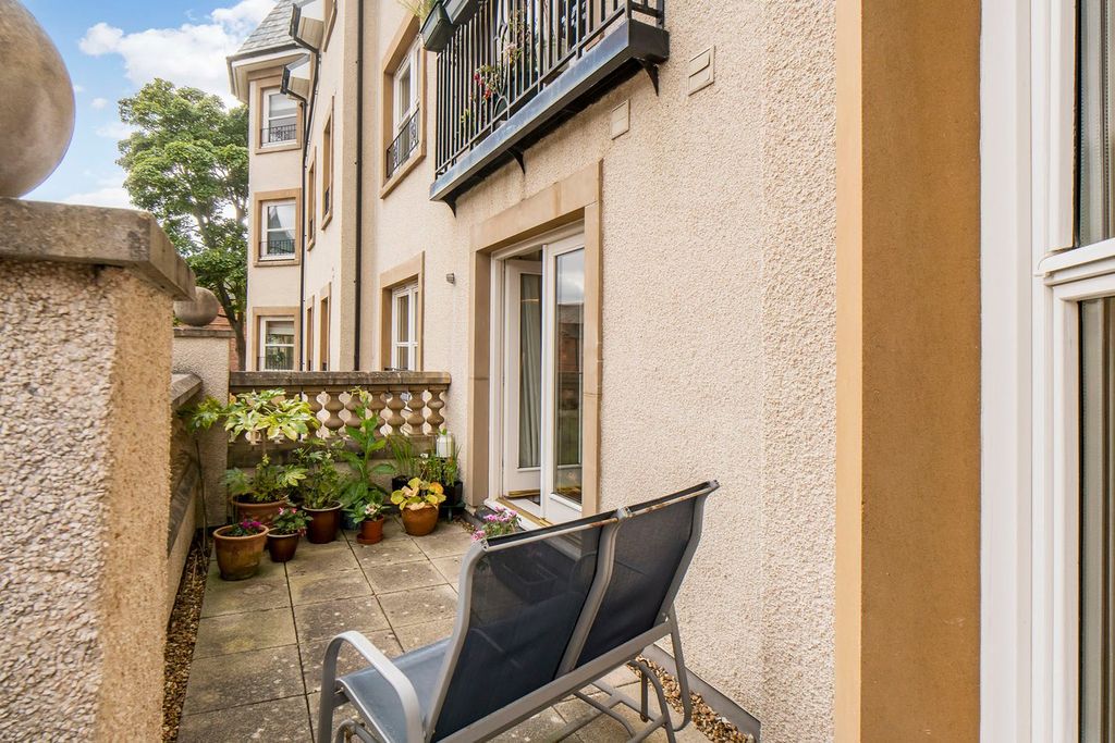 Additional image 2 of 2 bed flat for saleRattray Drive, Edinburgh EH10