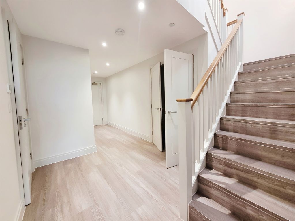 Additional image 10 of 3 bed penthouse for saleRest Bay, Porthcawl CF36