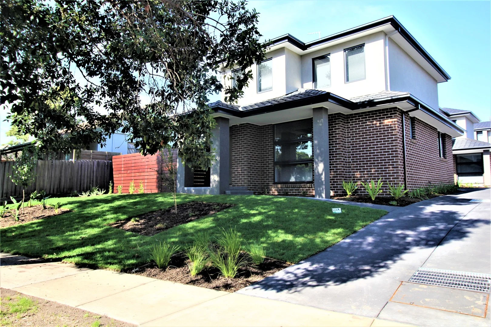 1/12 Woonah Street, Chadstone VIC 3148
