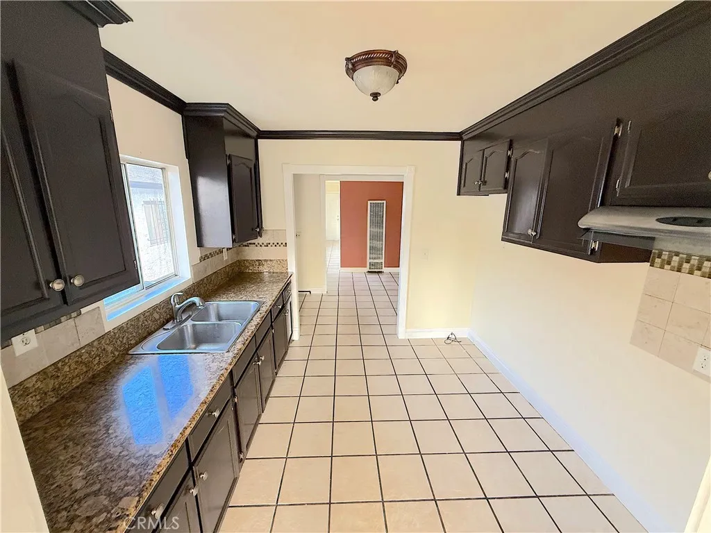Additional image 8 of 9622 Evers Ave, Los Angeles, CA 90002