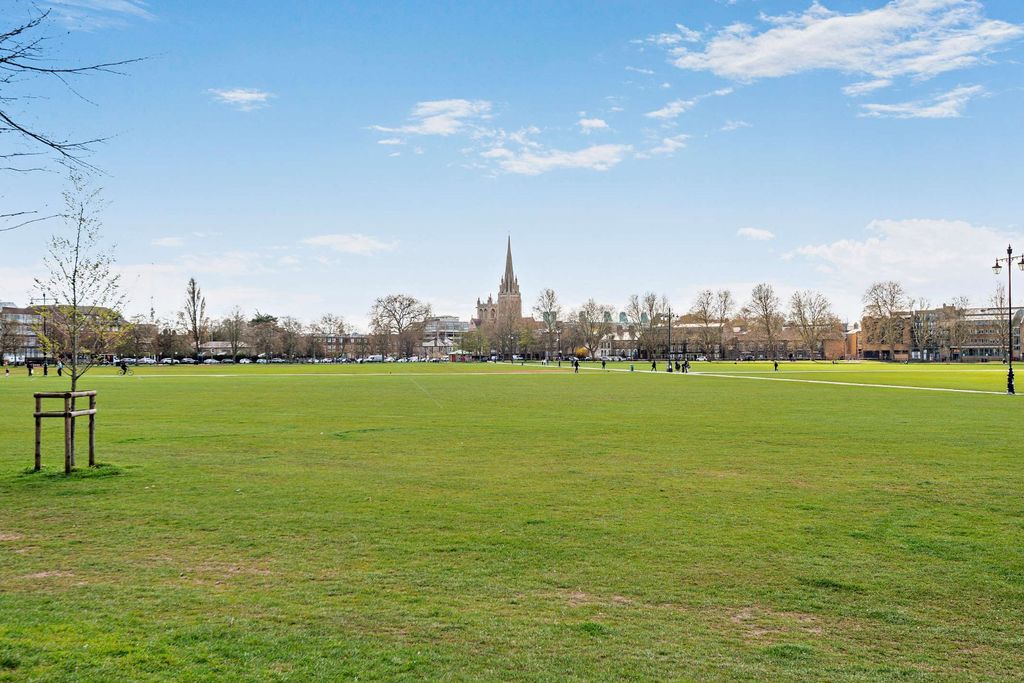 Additional image 16 of 2 bed flat for saleParkside, Cambridge CB1
