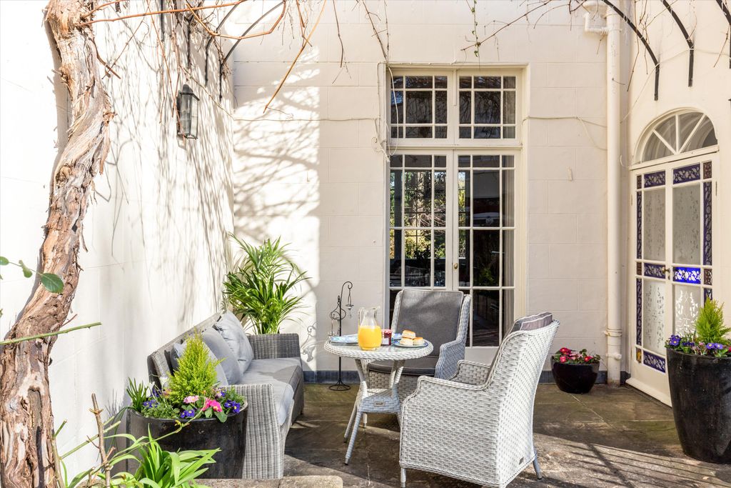 Additional image 19 of 6 bed town house for salePembroke Road, Clifton, Bristol BS8