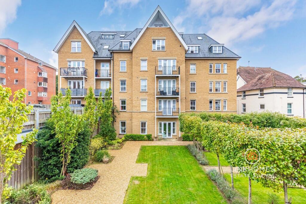 Knyveton Road, Bournemouth, BH1
