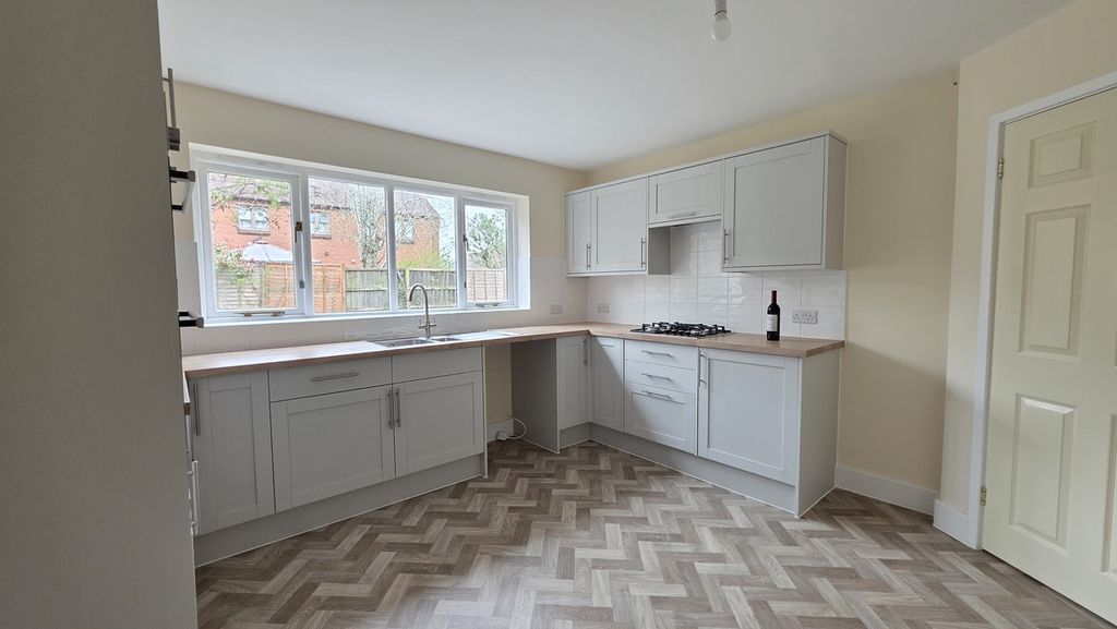 Additional image 10 of 5 bed detached house for saleMerestone Close, Southam CV47