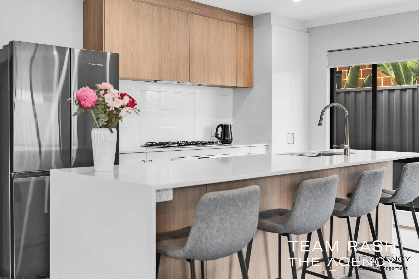 26 Blushing Approach, Treeby WA 6164 photo 4