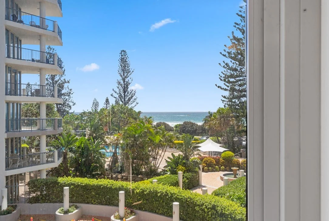 69/100 Old Burleigh Road, Broadbeach QLD 4218