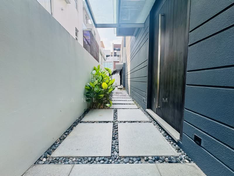 Bungalow Off Bukit Timah Road photo 4