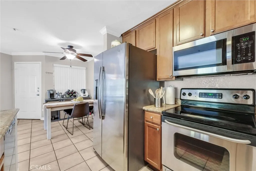 Additional image 44 of 1980 Las Colinas Circle Unit 301, Corona, CA 92879