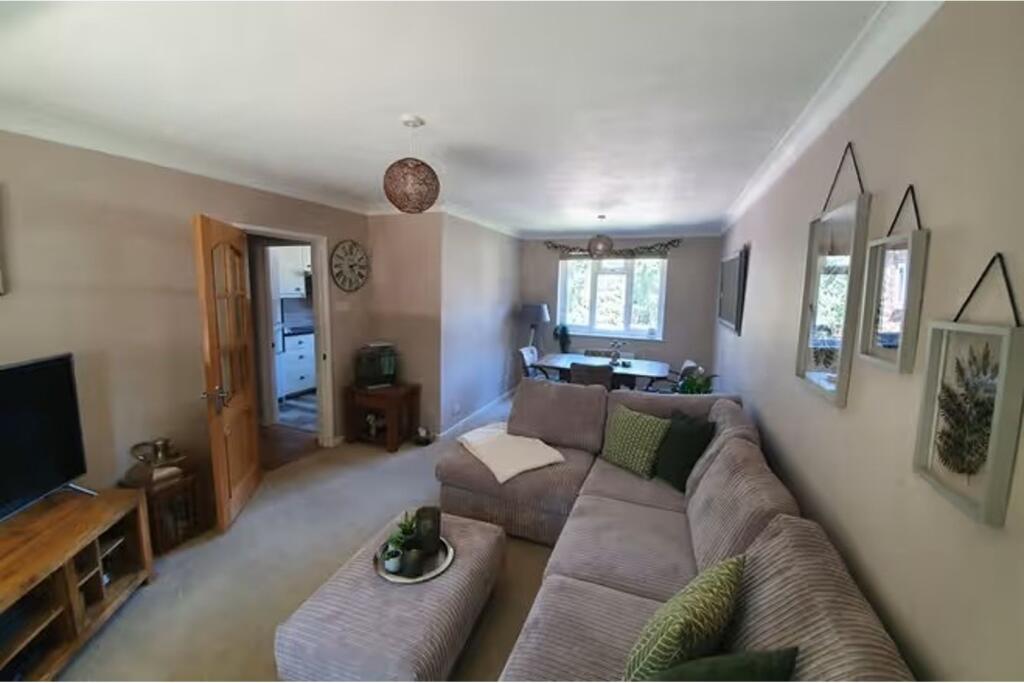 Additional image 2 of 52 Branksome Wood Road, Poole, BH12